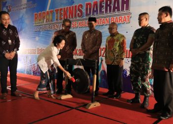 Rapat teknis daerah sensus penduduk 2020 di Aula salah satu hotel di Singkawang, Kamis