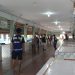 Jukir semprotkan disinfektan