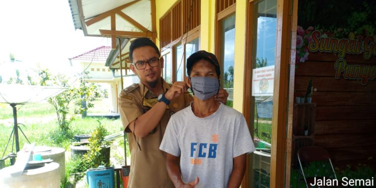 Lurah Sungai Garam Hilir