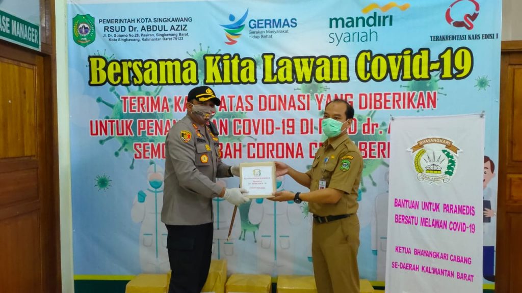 Bagikan Bunga dan Sumbangkan Alkes