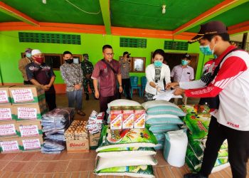 salurkan bantuan