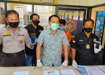 Kasatreskrim Polres Singkawang AKP Tri Prasetiyo rilis penangkapan pelaku penyebar video asusila