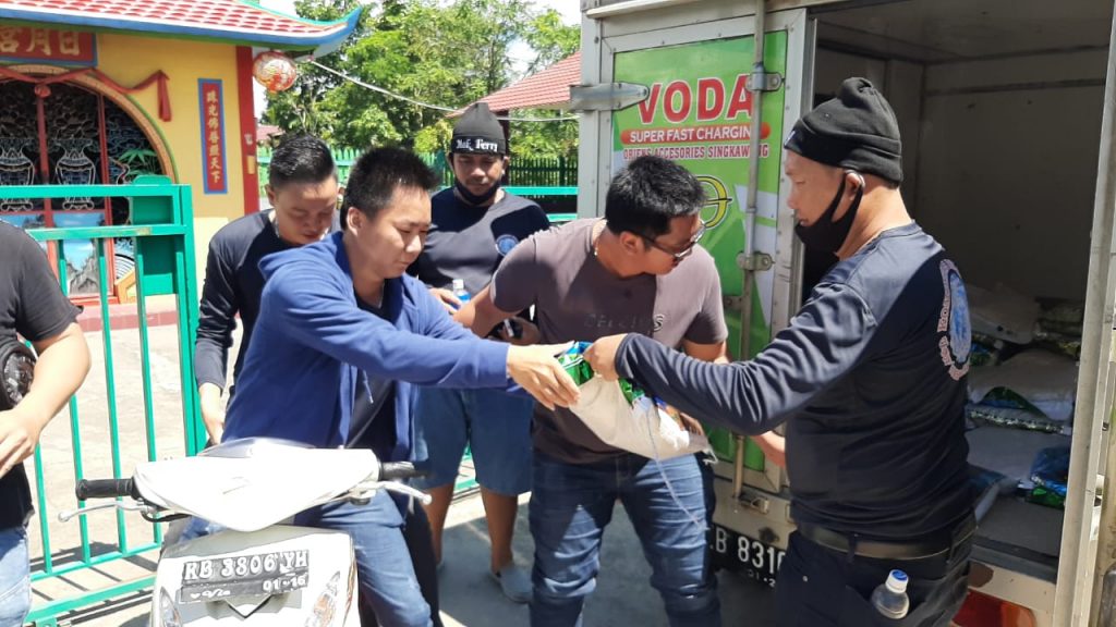 Tim Sosial Komunitas Warkop Ajang