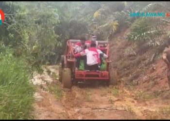 Relawan Gunakan Mibil double gardan