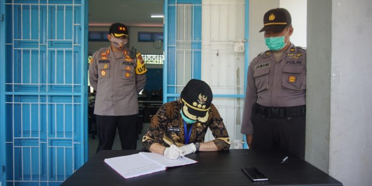 Sinergi dalam menekan sebaran pandemi covid-19
