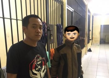 Kasatreskrim AKP Tri Prasetiyo bersama tersangka