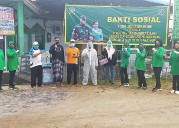 Persit Kartika Chandra Kirana Cabang XLVI Kodim 1202/Skw Gelar Bakti Sosial