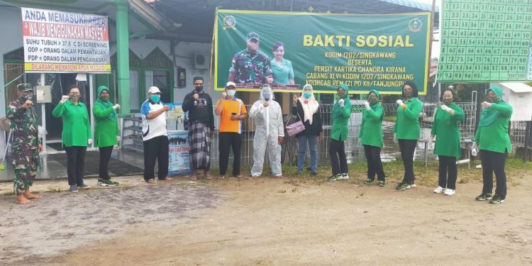 Persit Kartika Chandra Kirana Cabang XLVI Kodim 1202/Skw Gelar Bakti Sosial