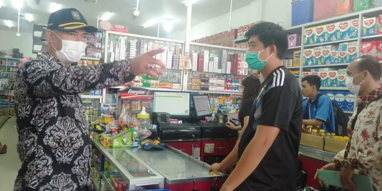 Kepala DPMTK Singkawang, Asmadi