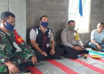 Rapat warga bersama Babinsa dan Bhabinkamtibmas bahas layangan