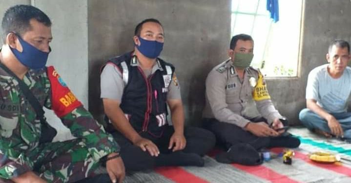 Rapat warga bersama Babinsa dan Bhabinkamtibmas bahas layangan