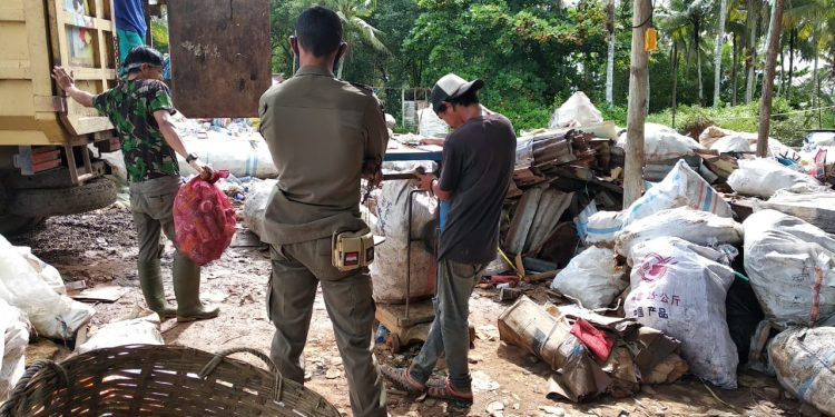 Pengepul Barang Bekas