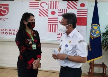 penyerahan sertifikat tanah bandara singkawang