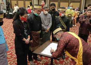 Prosesi pengukuhan DPD PFKPM Singkawang