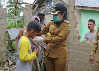 Wali Kota Singkawang Semangati Korban Angin Kencang