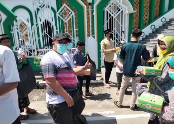 gerakan berbagi makanan