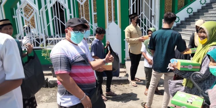 gerakan berbagi makanan