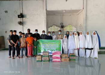Alumni Smuntie Gelar Bakti Sosial
