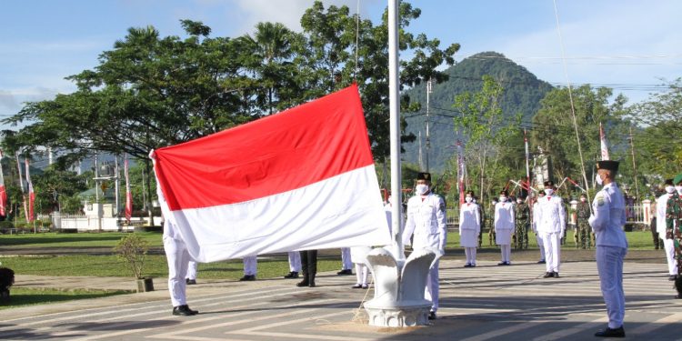 HUT RI