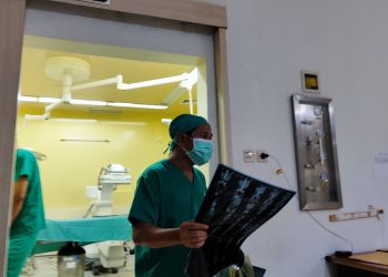 Ilustrasi Suasana di kamar operasi Abdul Aziz