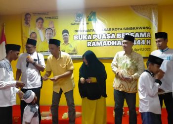 Golkar Singkawang Buka Puasa Bersama dengan Anak Panti