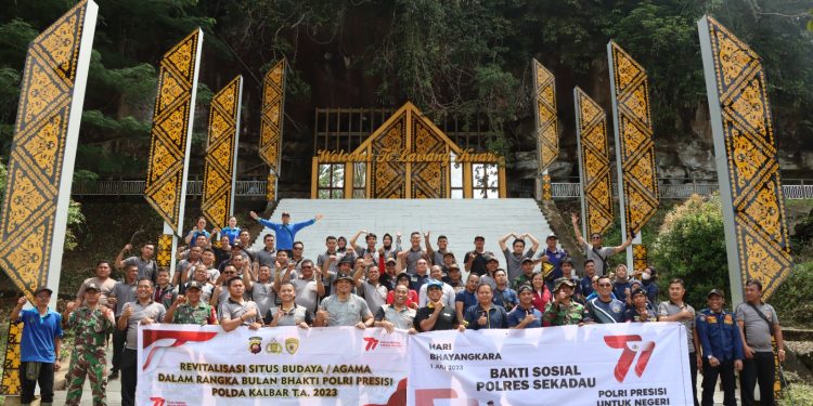 Tokoh Masyarakat Sekadau Apresiasi Polri Gelar Baksos di Lawang Kuari