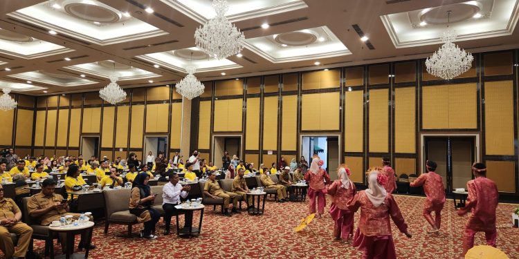 Kemenperin dan Komisi VII DPR-RI Gelar Bimtek, Ratusan Warga Singkawang dan Bengkayang Jadi Peserta