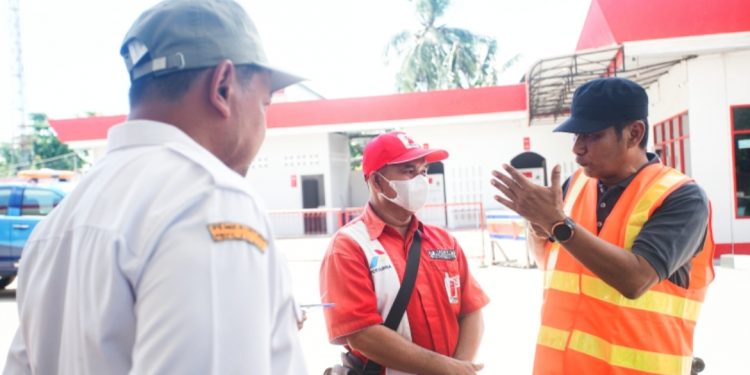 PT Pertamina Patra Niaga dan Pemkot Singkawang Sidak SPBU Antisipasi Kecurangan